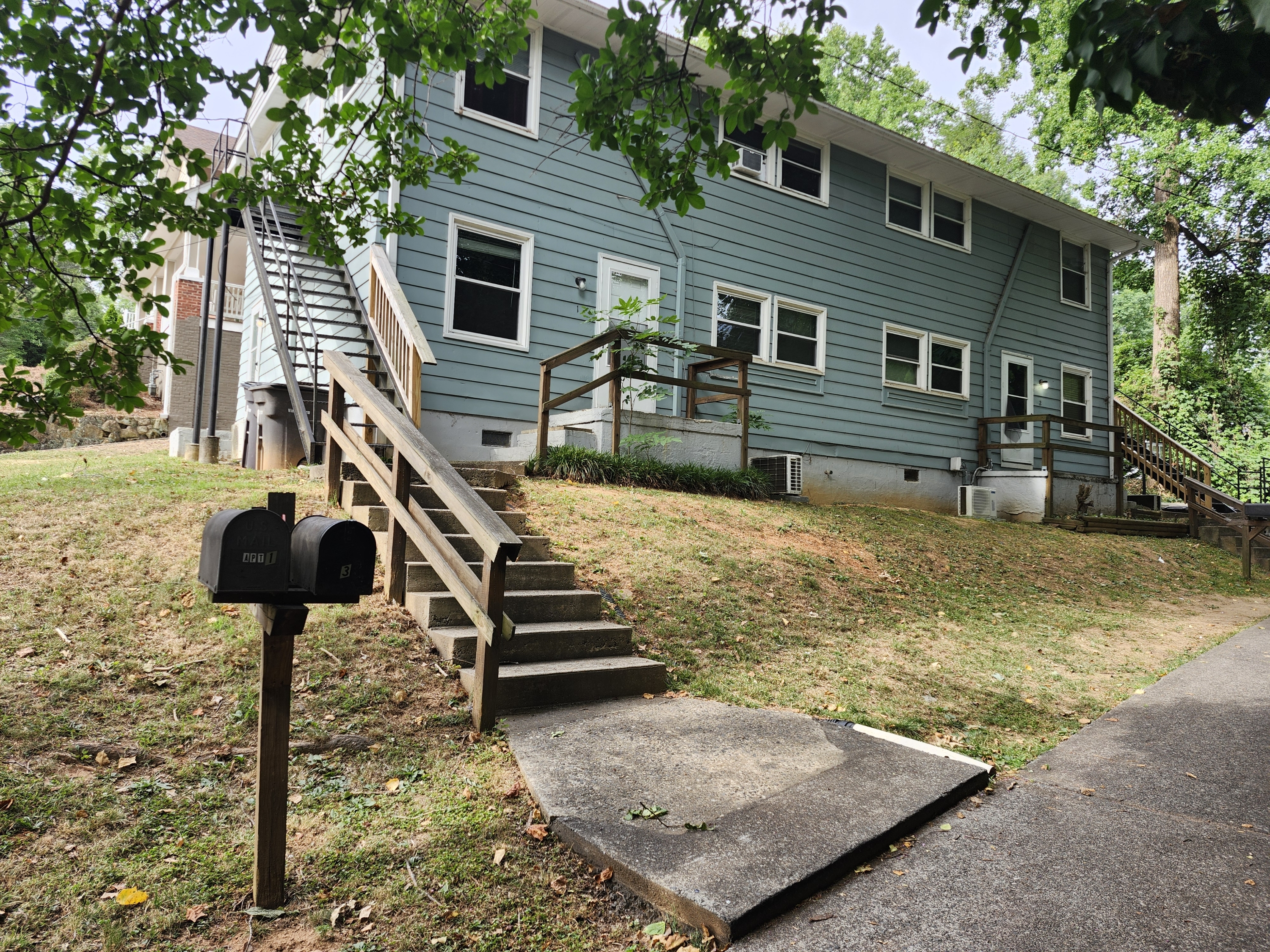 400 Duke Street Southwest - 1
