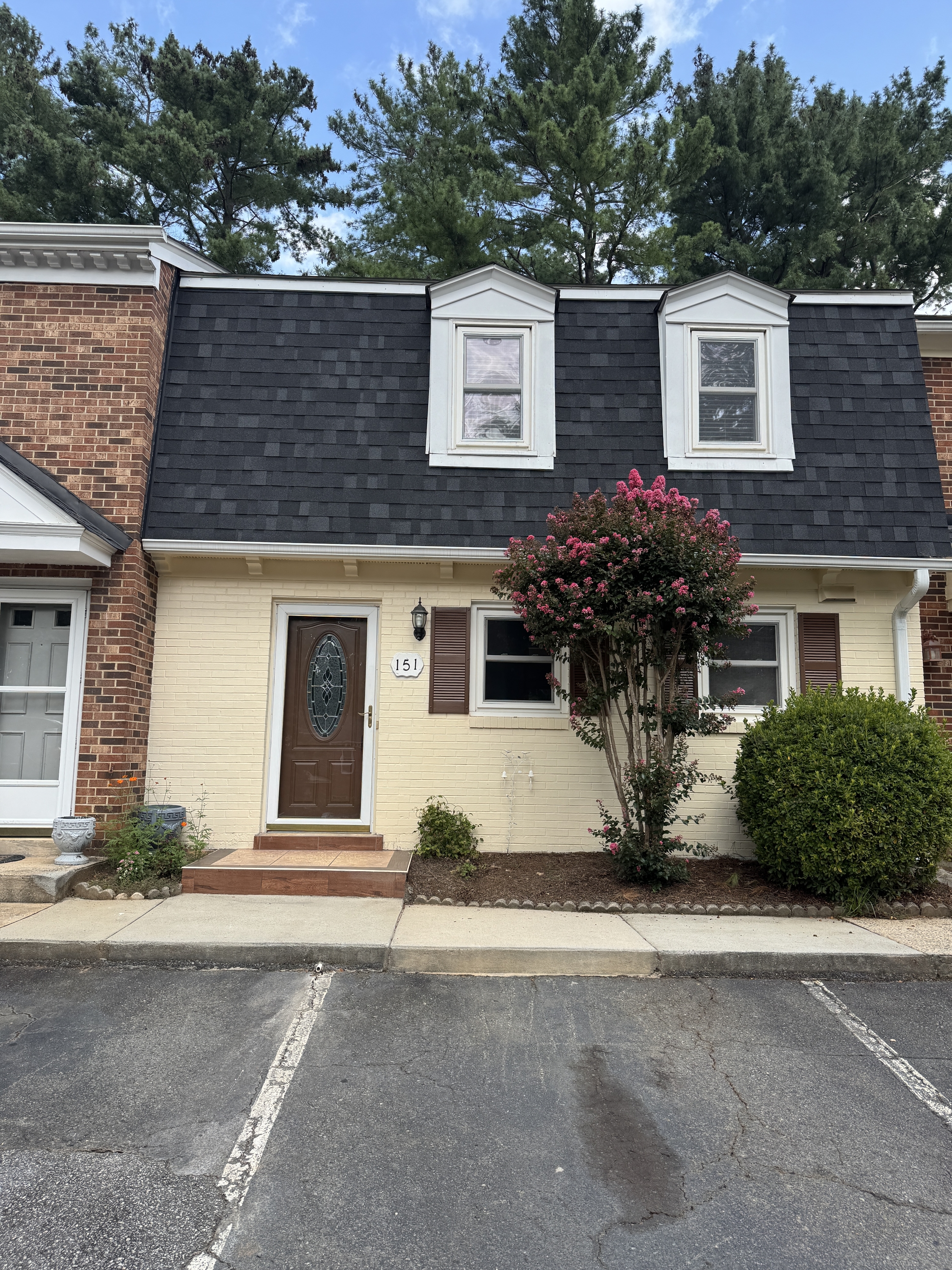 151 Charlestowne Circle - -